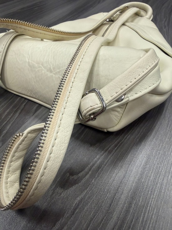 Valentina Italia Leather Convertible Backpack Sling Bag Purse Color: Ivory main image 8
